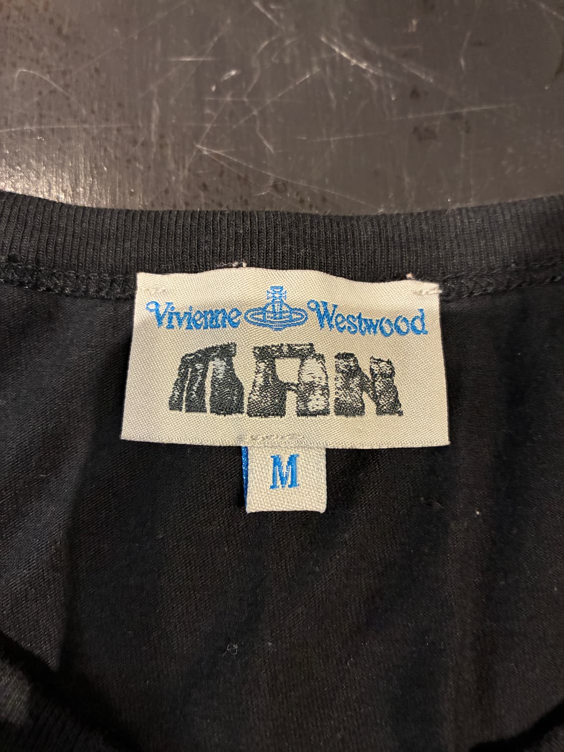 M) 비비안웨스트우드 프린팅 반팔티 블랙 상품이미지3