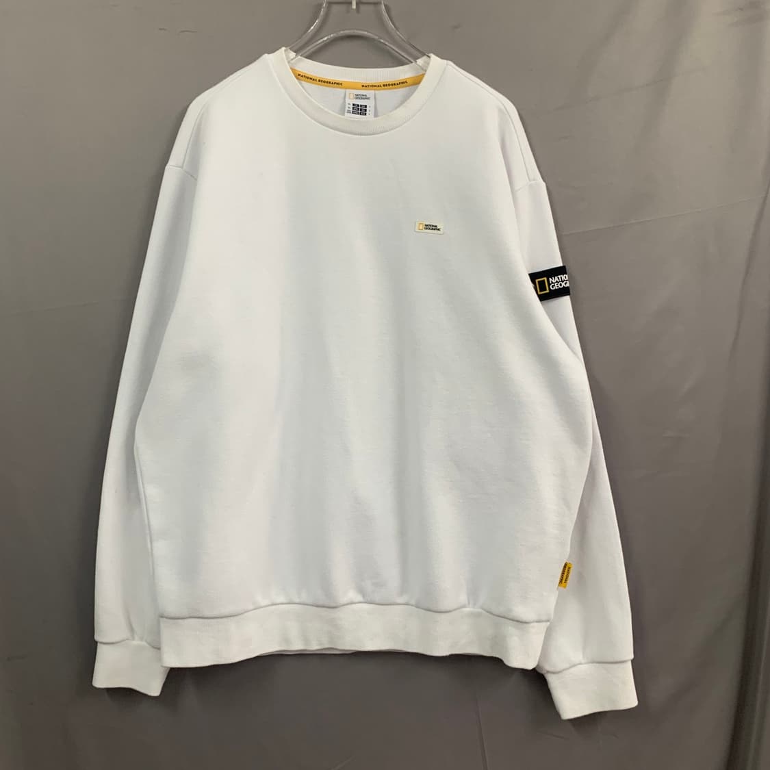 XL 내셔널지오그래픽 빅 로고 프린팅 와펜 맨투맨 상품이미지1