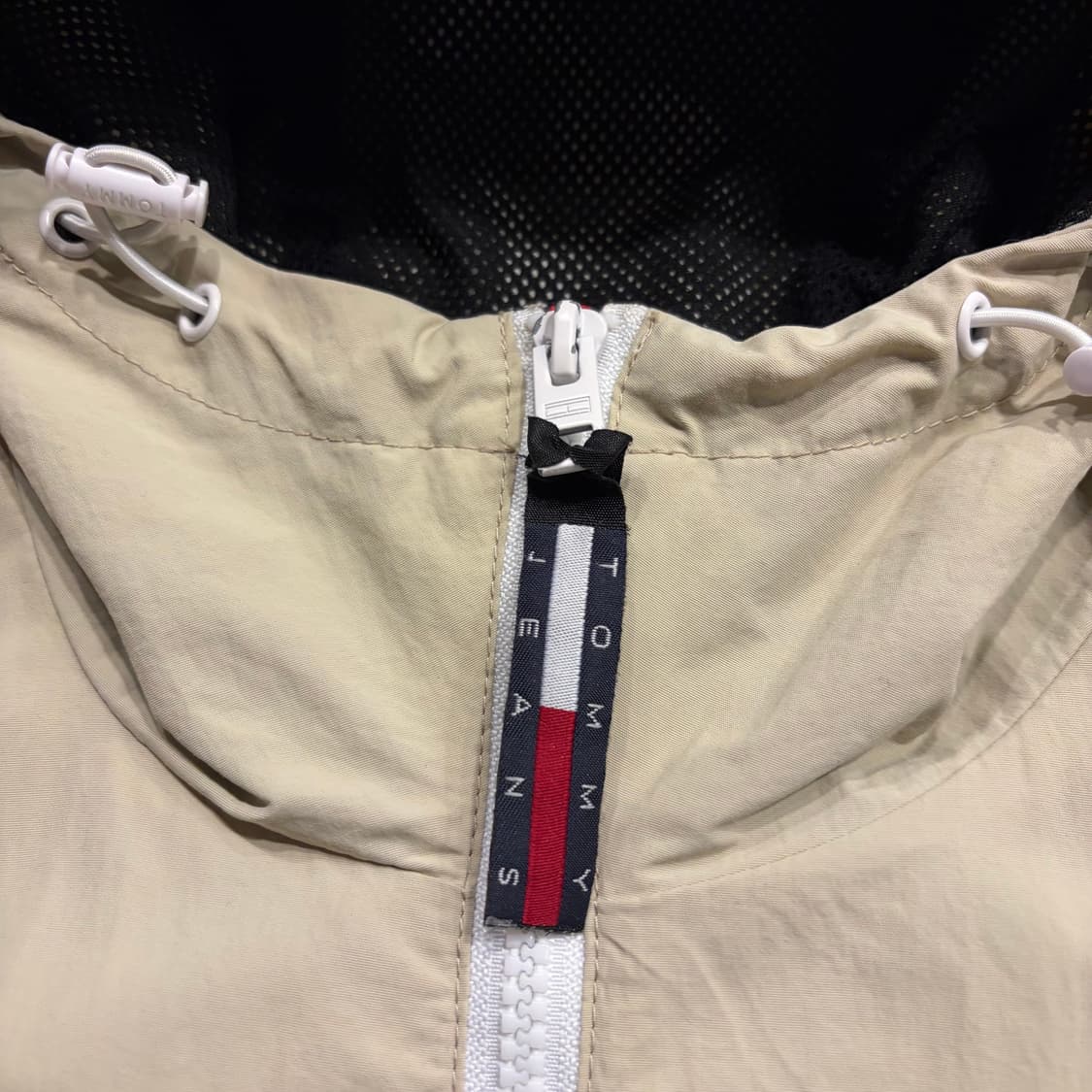 [L] 타미진스 타미힐피거 블랙/베이지 바람막이 후드 자켓 C354 상품이미지5