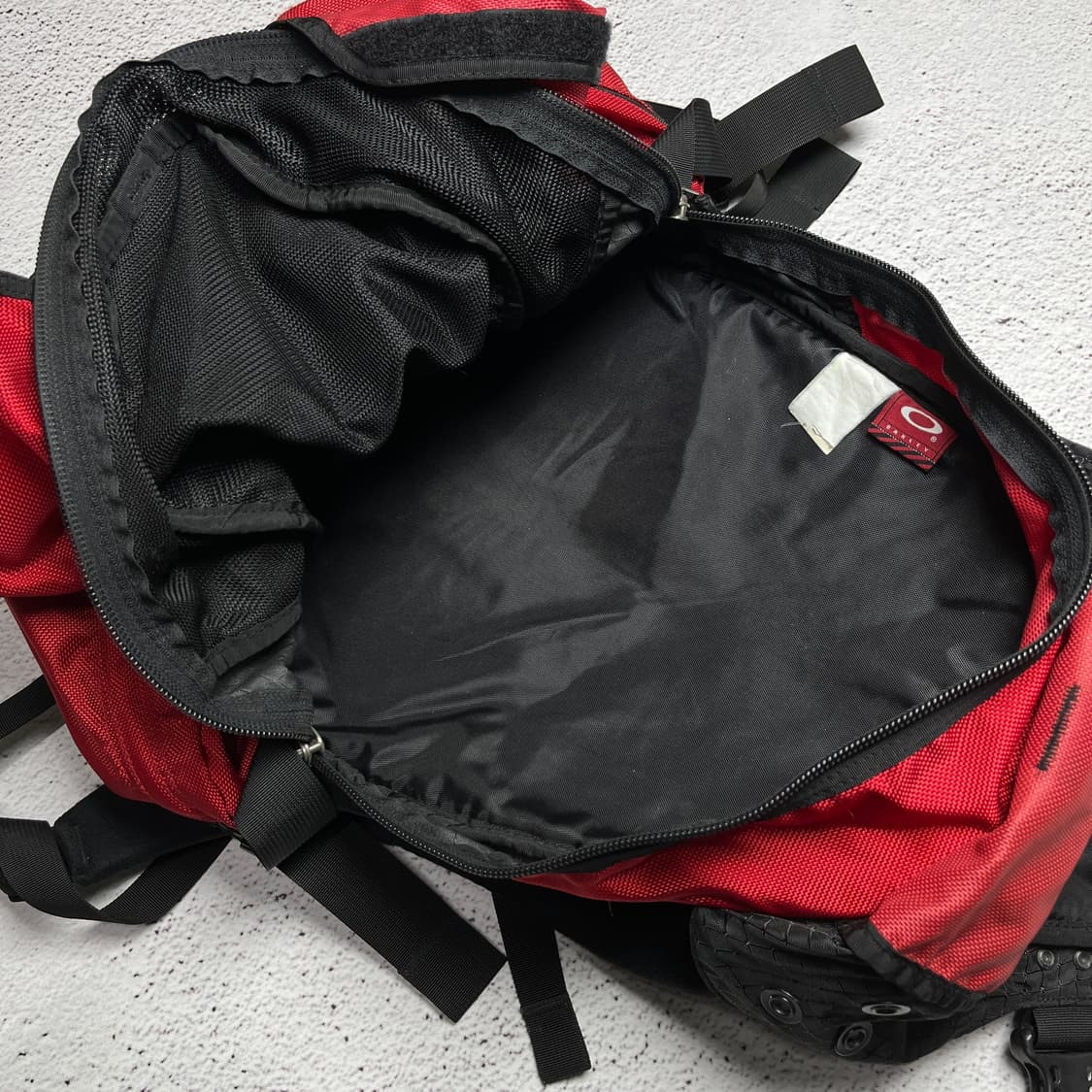 Vintage 00s Oakley Icon Backpack 2.0 상품이미지5