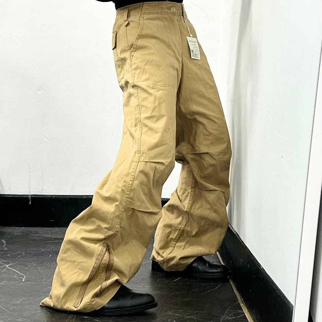 (새상품) Gubin 테크니컬 팬츠 상품이미지1