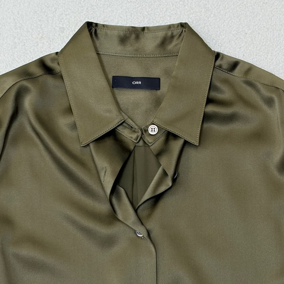 (새상품) ORR 100% 실크 새틴 블라우스 S 상품이미지4