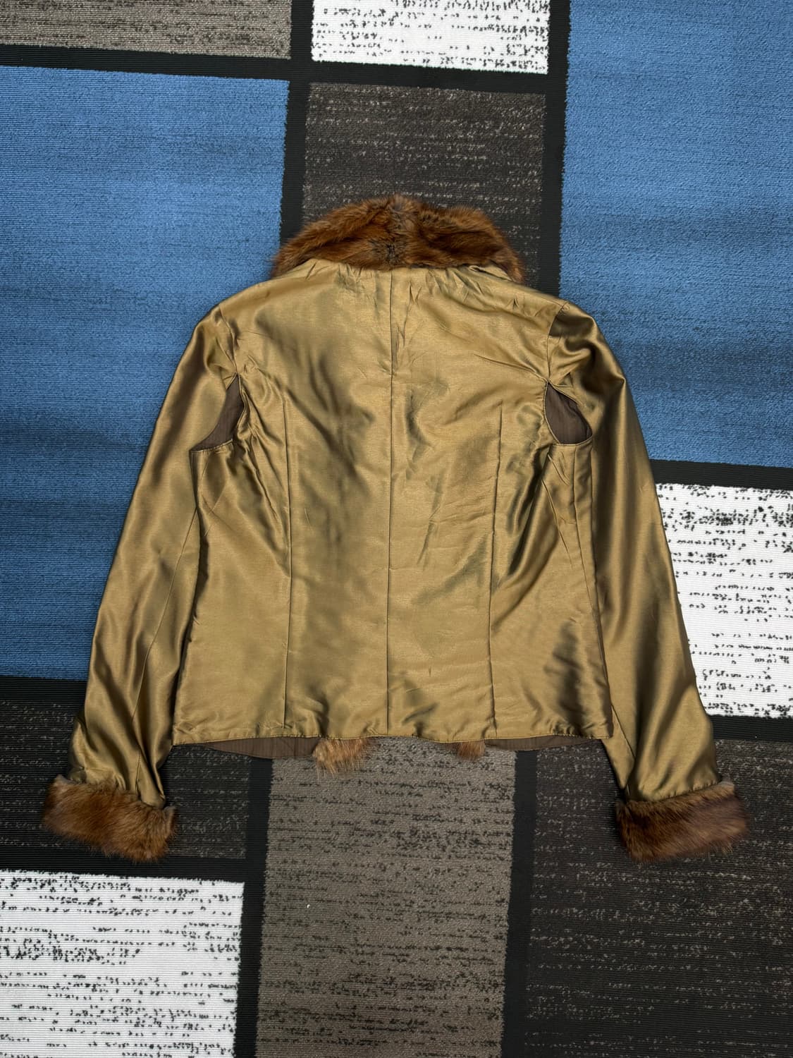 투모로우랜드 퍼 라이너 자켓 상품이미지5