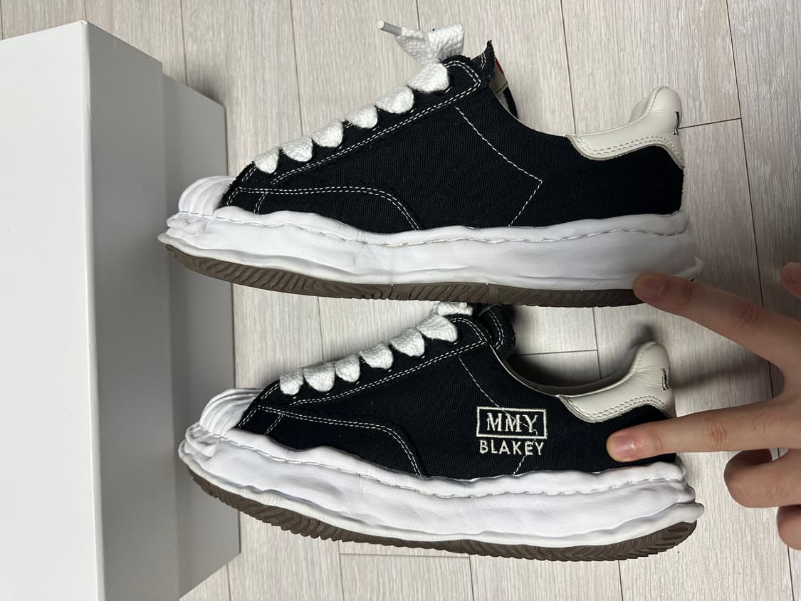 미하라 야스히로 블레이키 eu42 사이즈 팝니다 상품이미지4