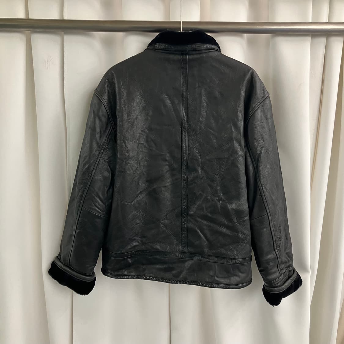 하디 에이미스 블랙 무스탕 레더 자켓 M 상품이미지2