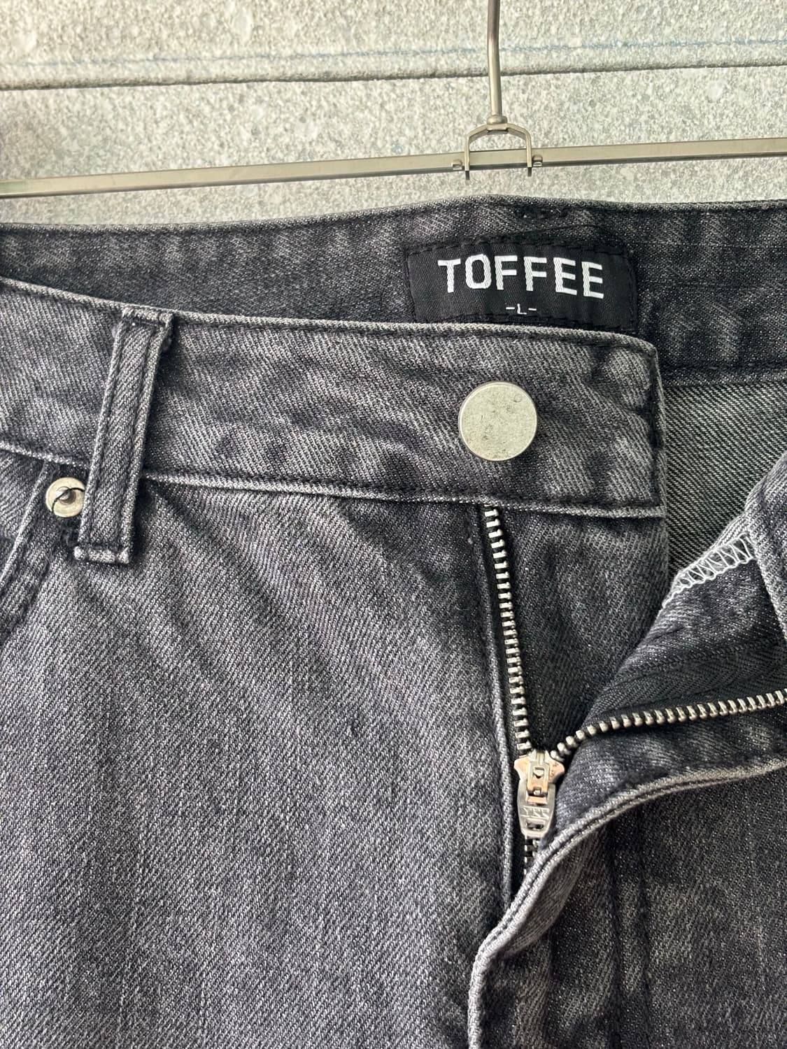 토피 toffee 청바지 흑청바지 데님 팬츠 블랙 데님 팬츠 상품이미지3