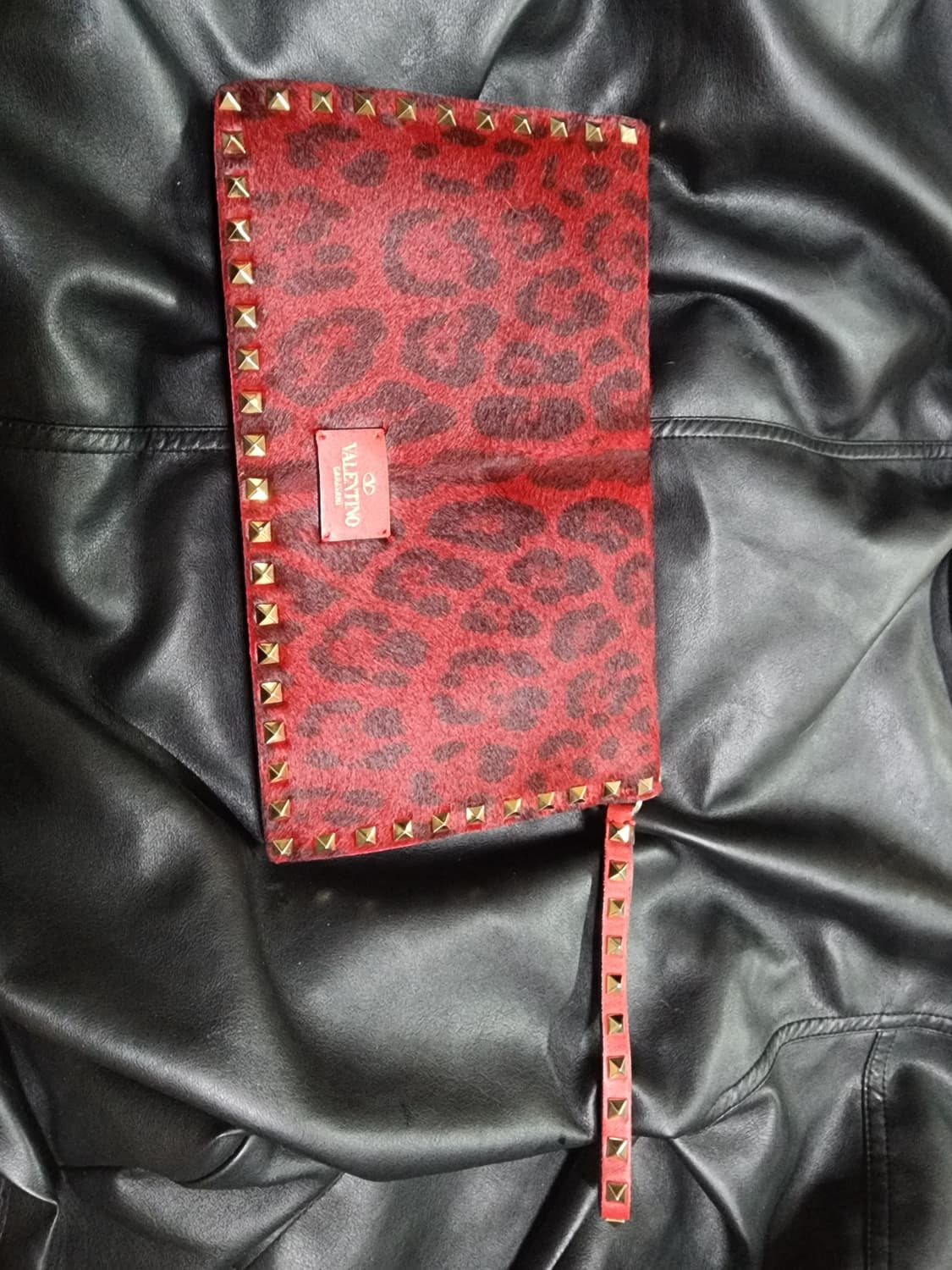 발렌티노 락스터드 송치 클러치 정품 상품이미지1