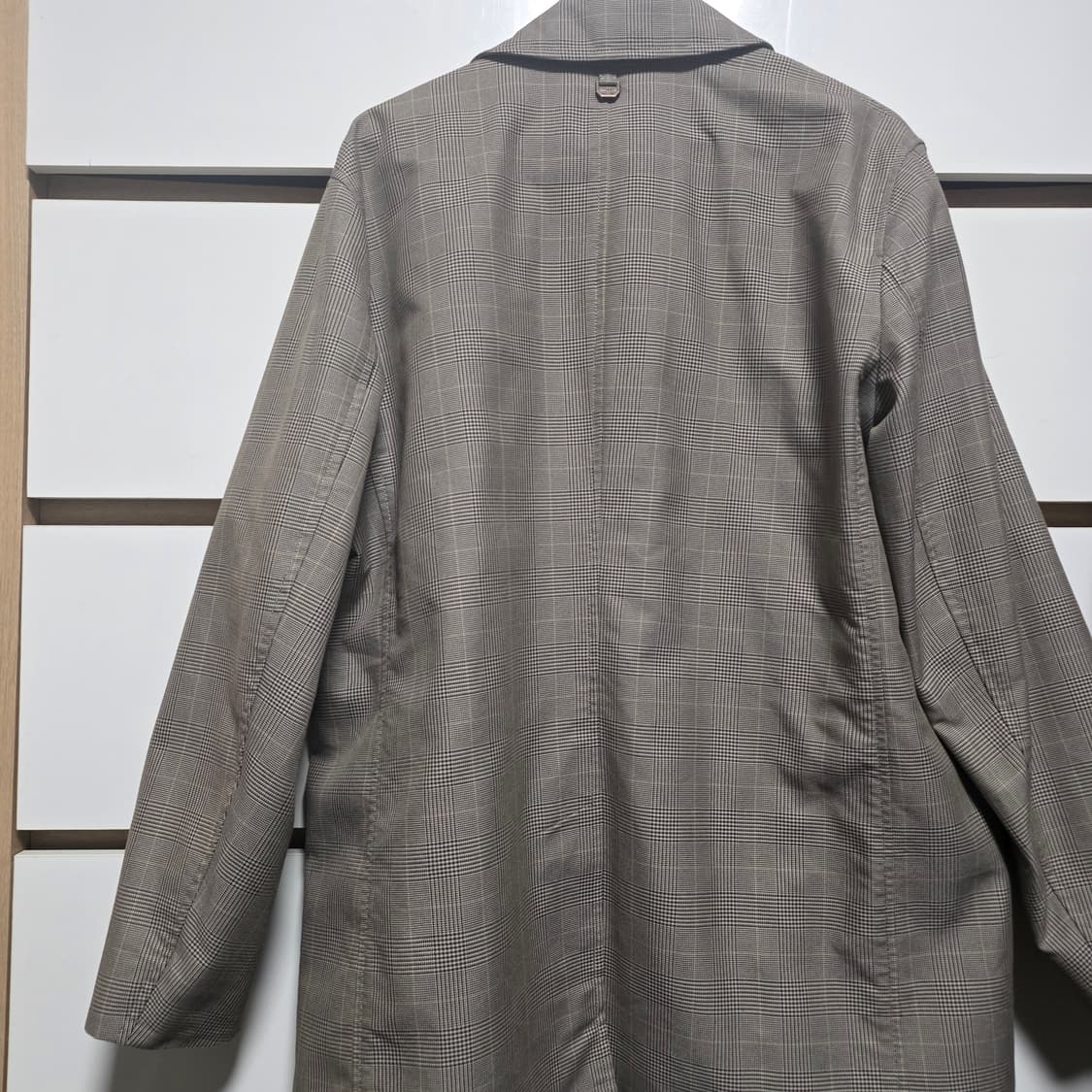 헤지스 남성 면 혼방 하프코트 체크 정장 코트105 (출시가35만원)
 상품이미지9