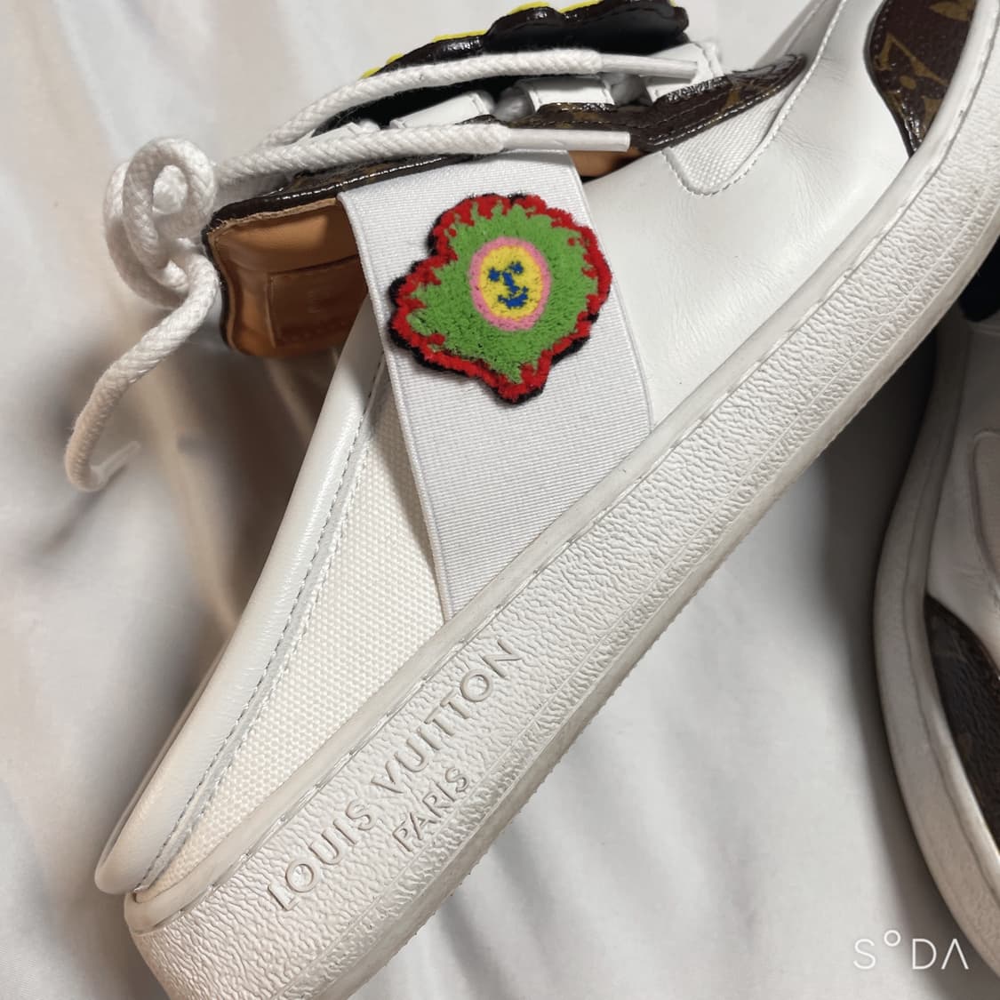 루이비통 23SS LV x YK 루 오픈 백 여성 스니커즈 240mm 상품이미지5