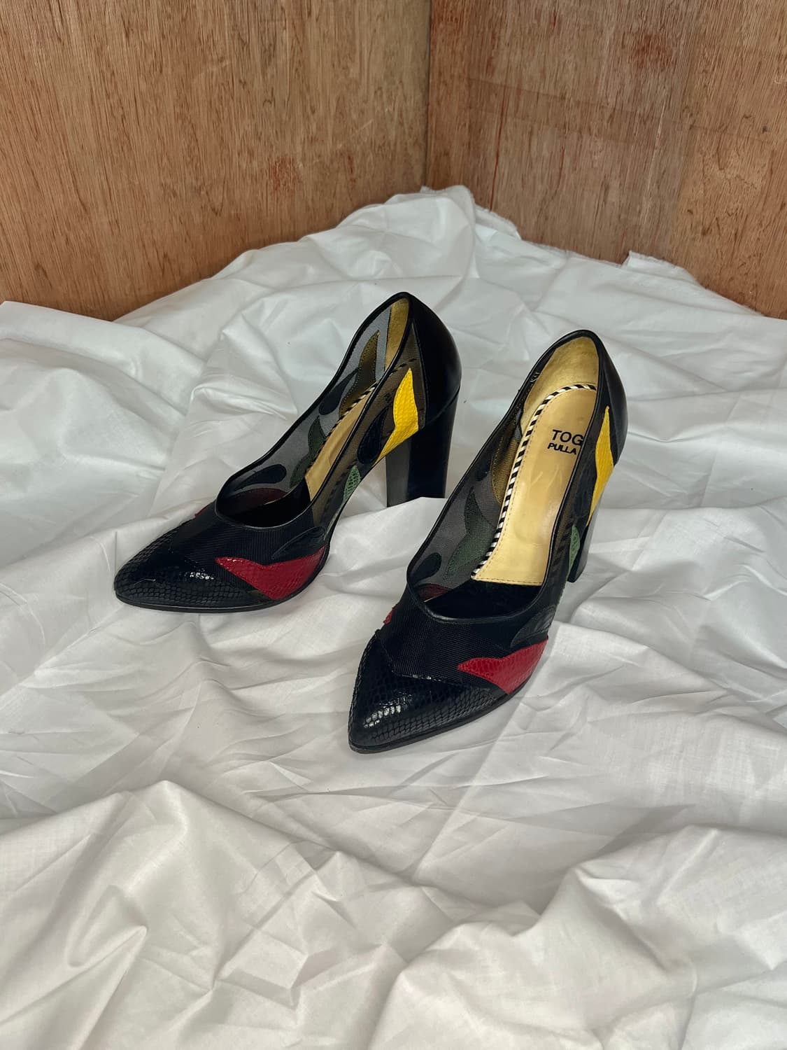 토가 풀라 멀티 패널 메쉬 펌프스 상품이미지2