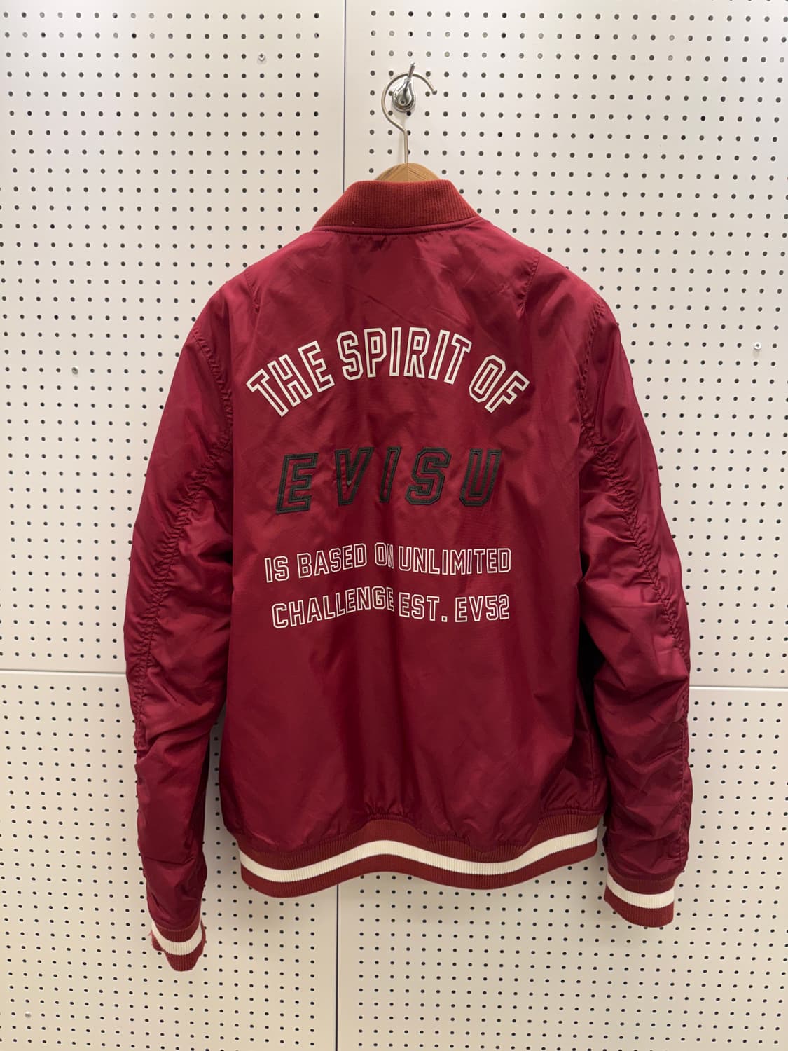 에비수 버건디 로고 봄버 자켓 U1029 상품이미지3