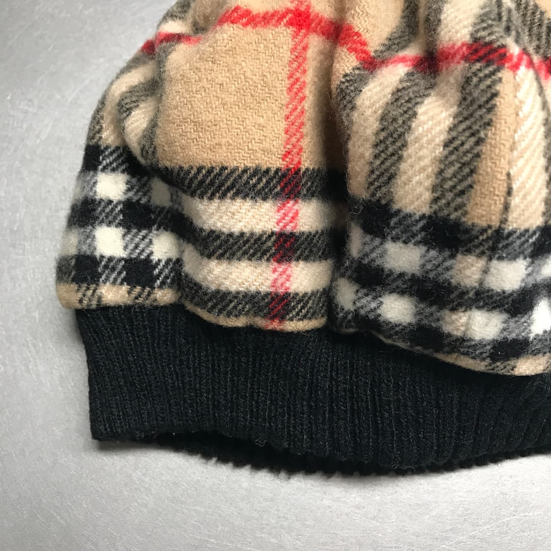 버버리 폼폼 비니 F(W) 상품이미지3