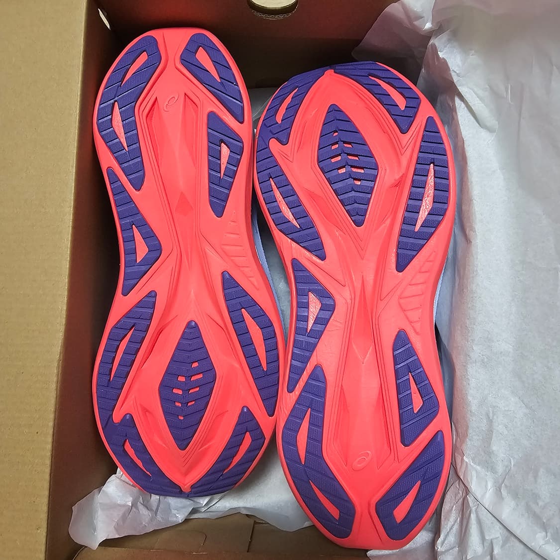 282.5 새제품) 아식스 슈퍼블라스트 2 에도퍼플 런닝화 280 285 상품이미지3