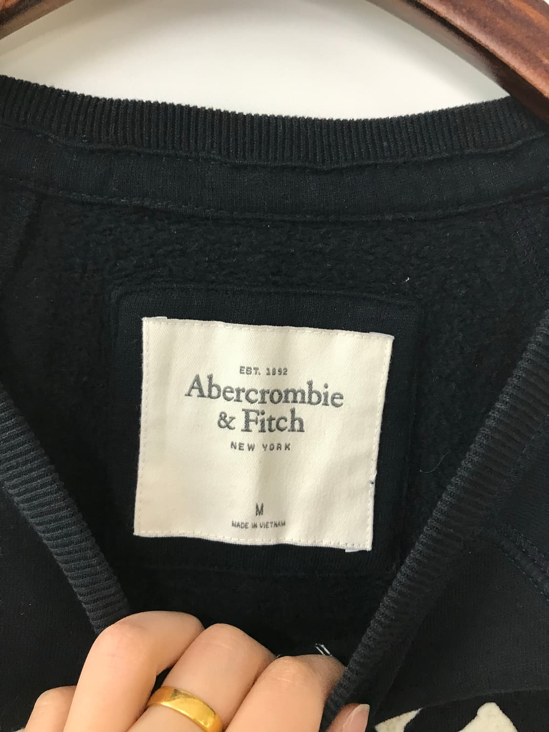 아베크롬비 y2k 와투케 네이비 슬리브 맨투맨 상품이미지5