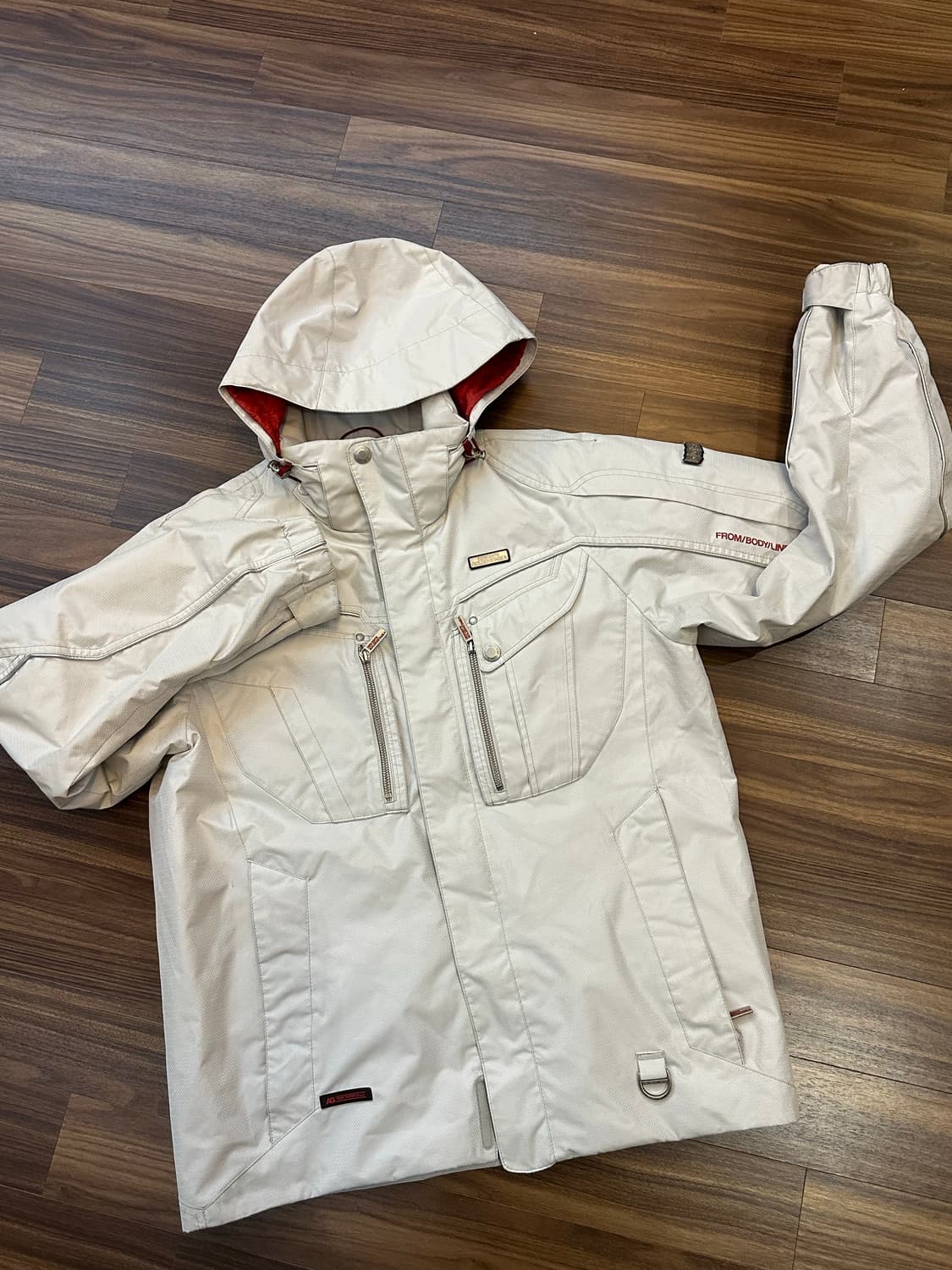 데상트 골든스테이지아 타이탄 써모다운 자켓 L 상품이미지1