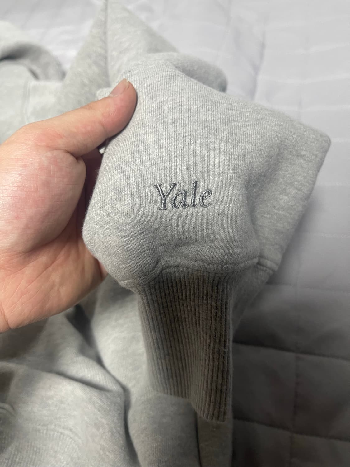 Yale 불독 자수 포인트 맨투맨 상품이미지2