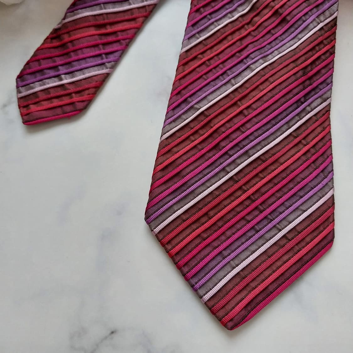인터메조 실크 레드&핑크 스트라이프 넥타이 8.8cm A+등급 K1272 상품이미지4