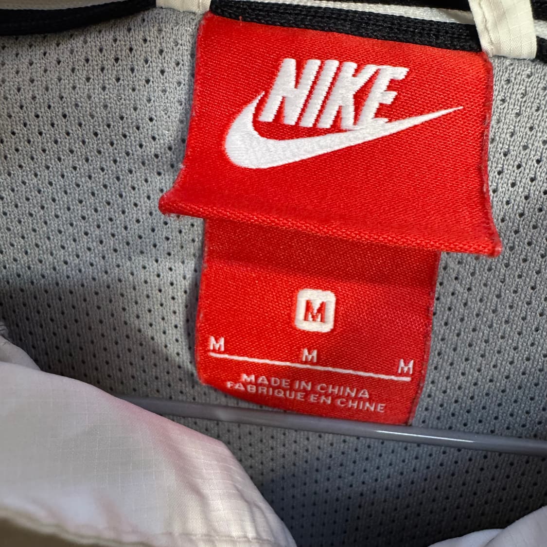 나이키 테크팩 바람막이 자켓 상품이미지6