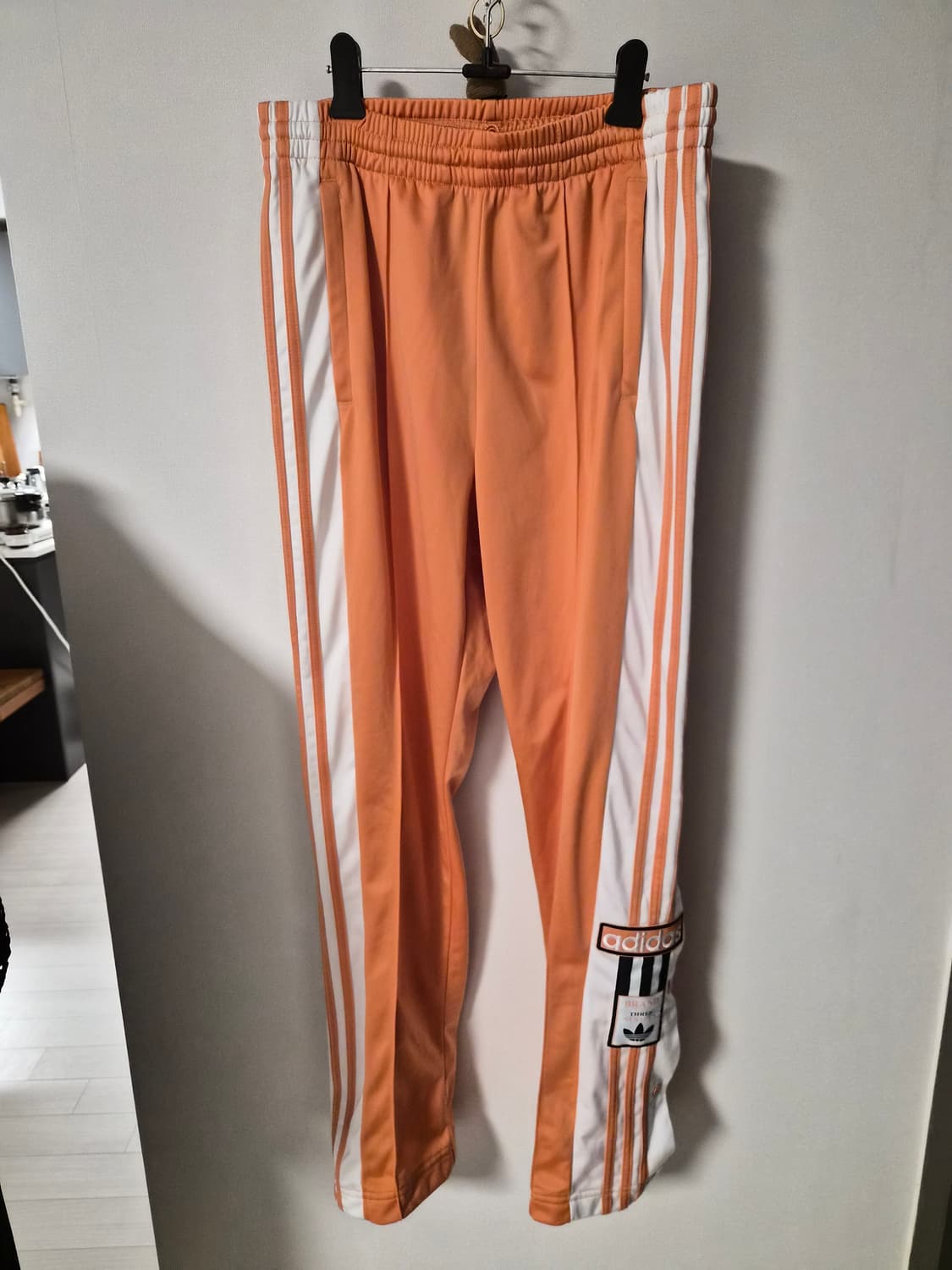 아디브레이크 팬츠 - 오렌지 / GN2963 사이즈S 상품이미지4