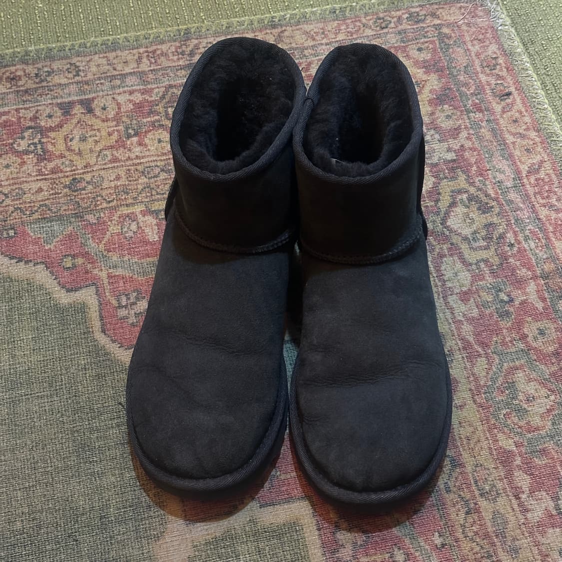 어그 클래식 미니 블랙 240 상품이미지2