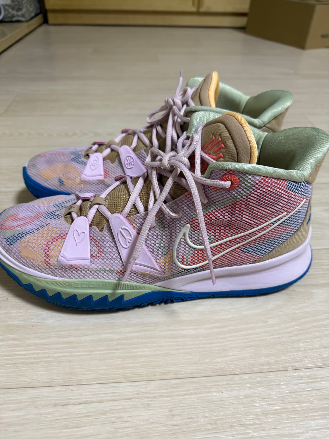 나이키 카이리 7 피플 리갈 핑크 290 상품이미지4