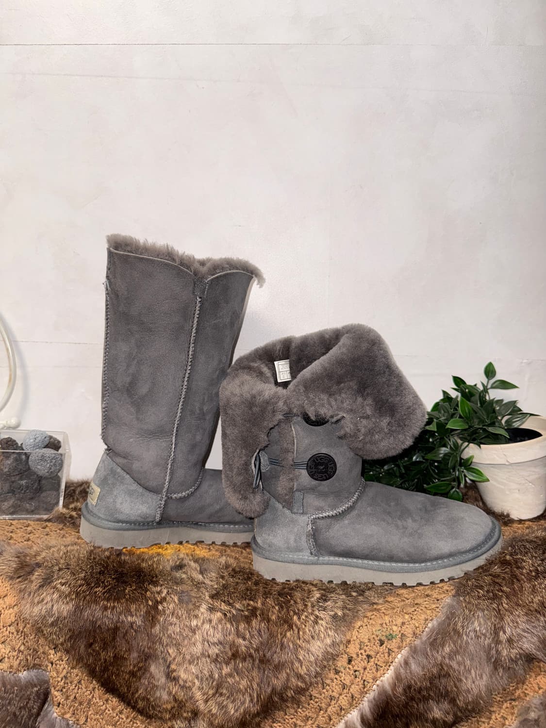 UGG bailey button triplet boots 상품이미지7