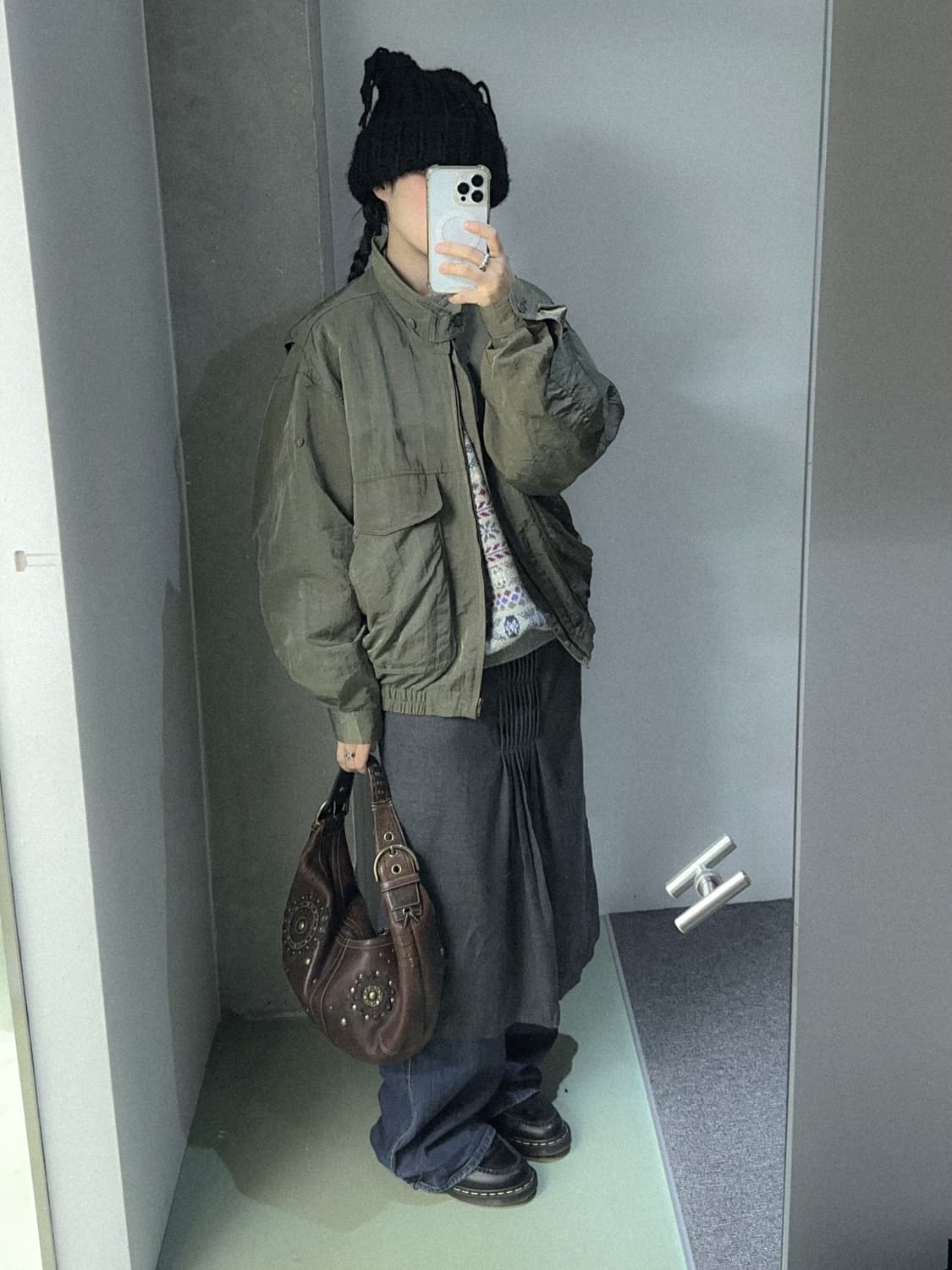 silky khaki bomber jacket 상품이미지3