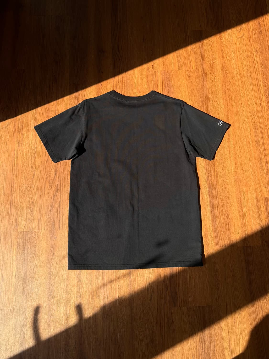 샤넬 UNIFORM 로고 티셔츠 상품이미지2