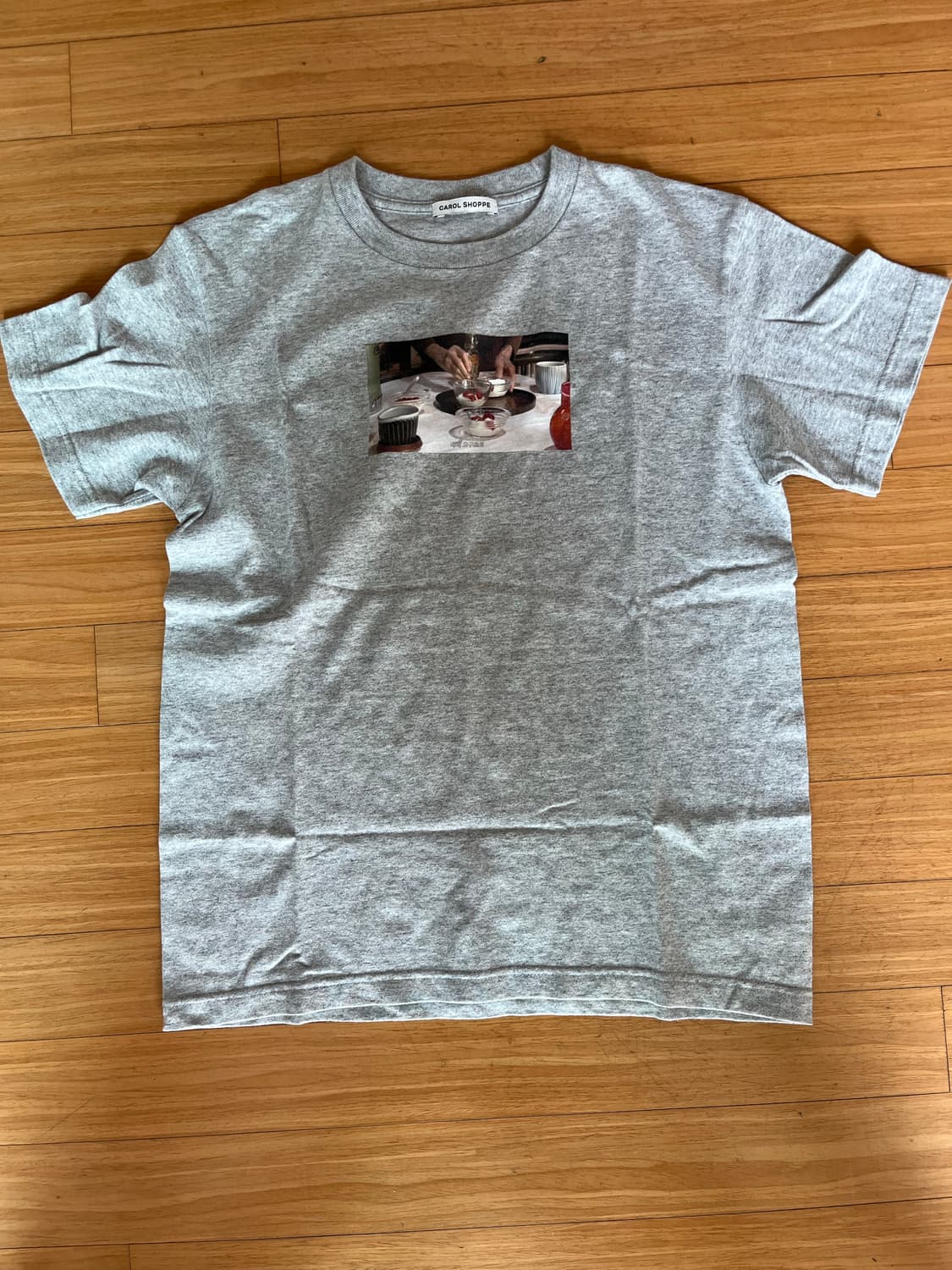 캐롤쇼페 체리요구르트 티셔츠 상품이미지1