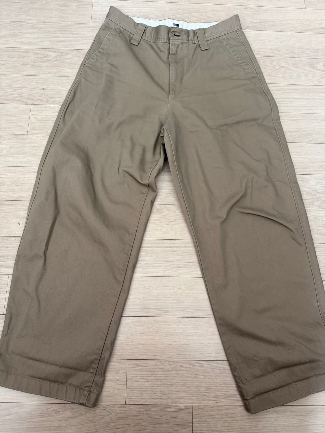 유니클로 u 와이드 치노팬츠 상품이미지1