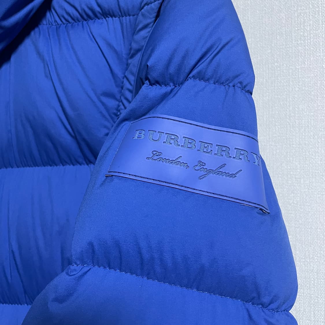 버버리 남성 다운 점퍼 블루 50 (남성 100-105 상품이미지4