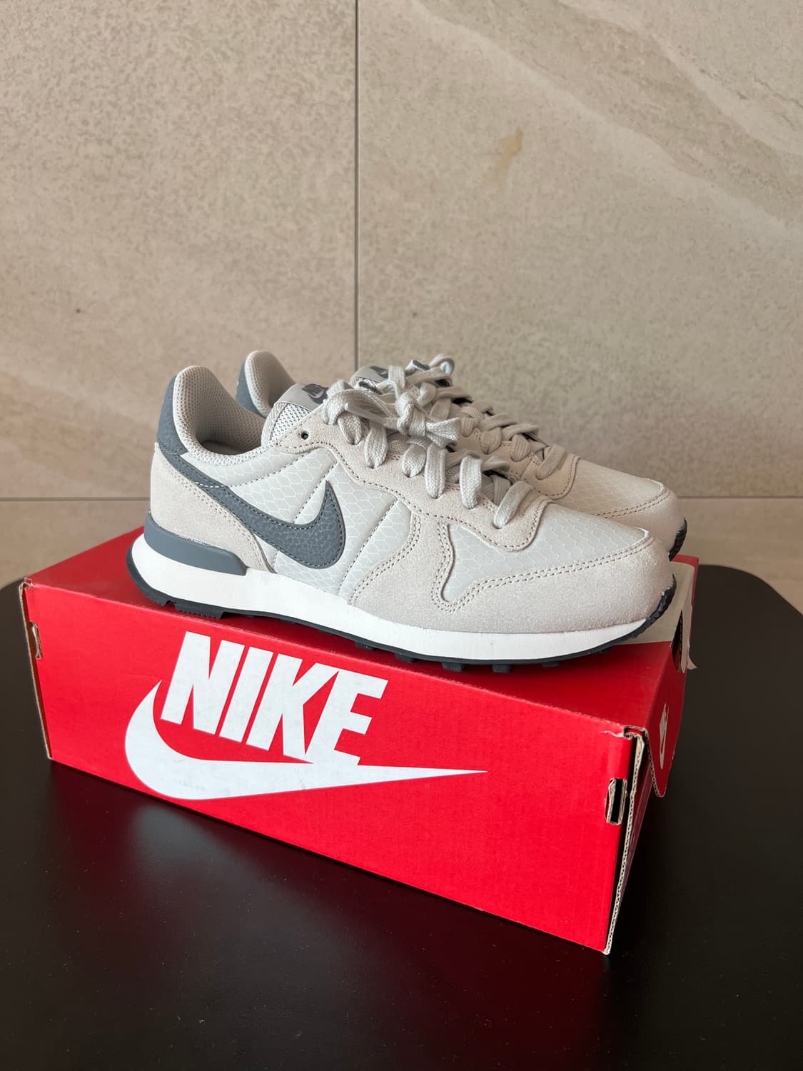 [225mm] 나이키 인터내셔널리스트 라이트본  상품이미지1