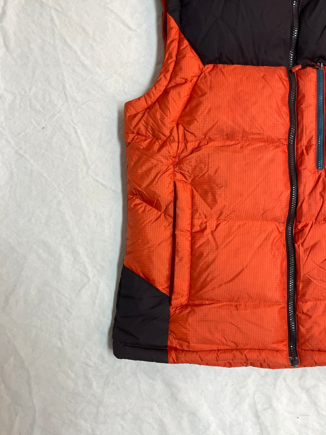 마운틴하드웨어 패딩 베스트 상품이미지4