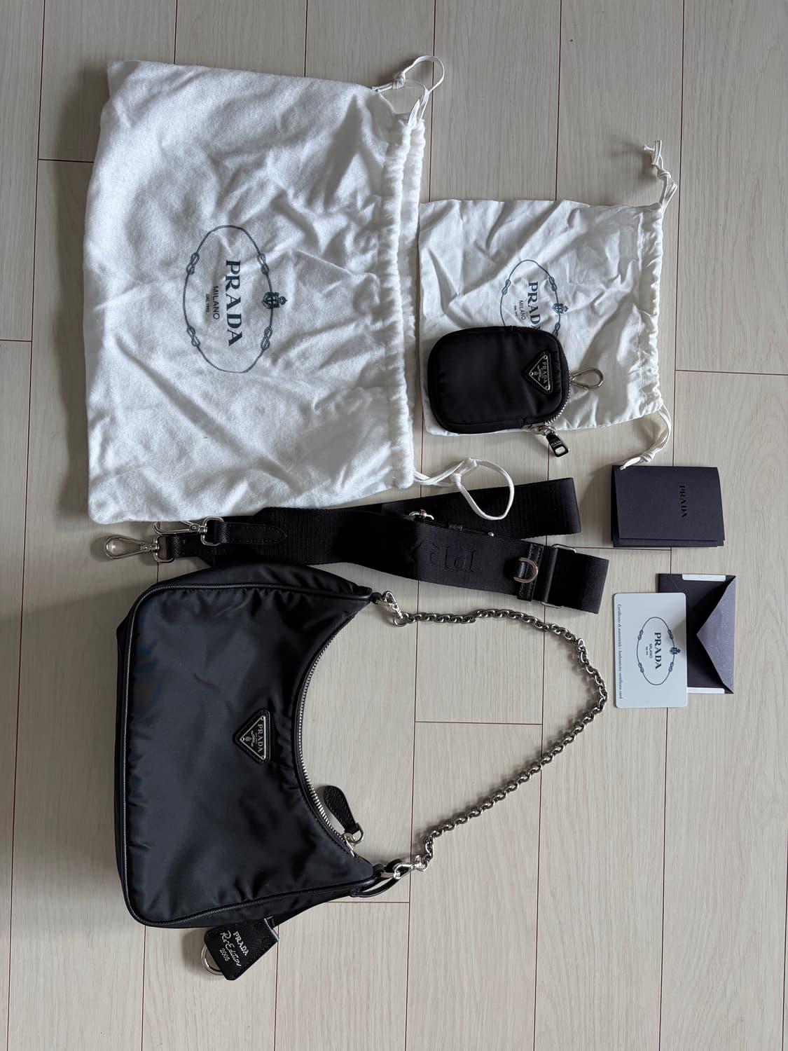 프라다 리에디션 2005 리나일론 테수토 호보백 블랙 상품이미지2