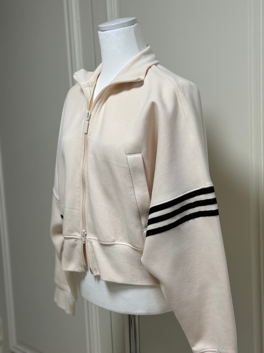 아디다스 트랙 집업 상품이미지3