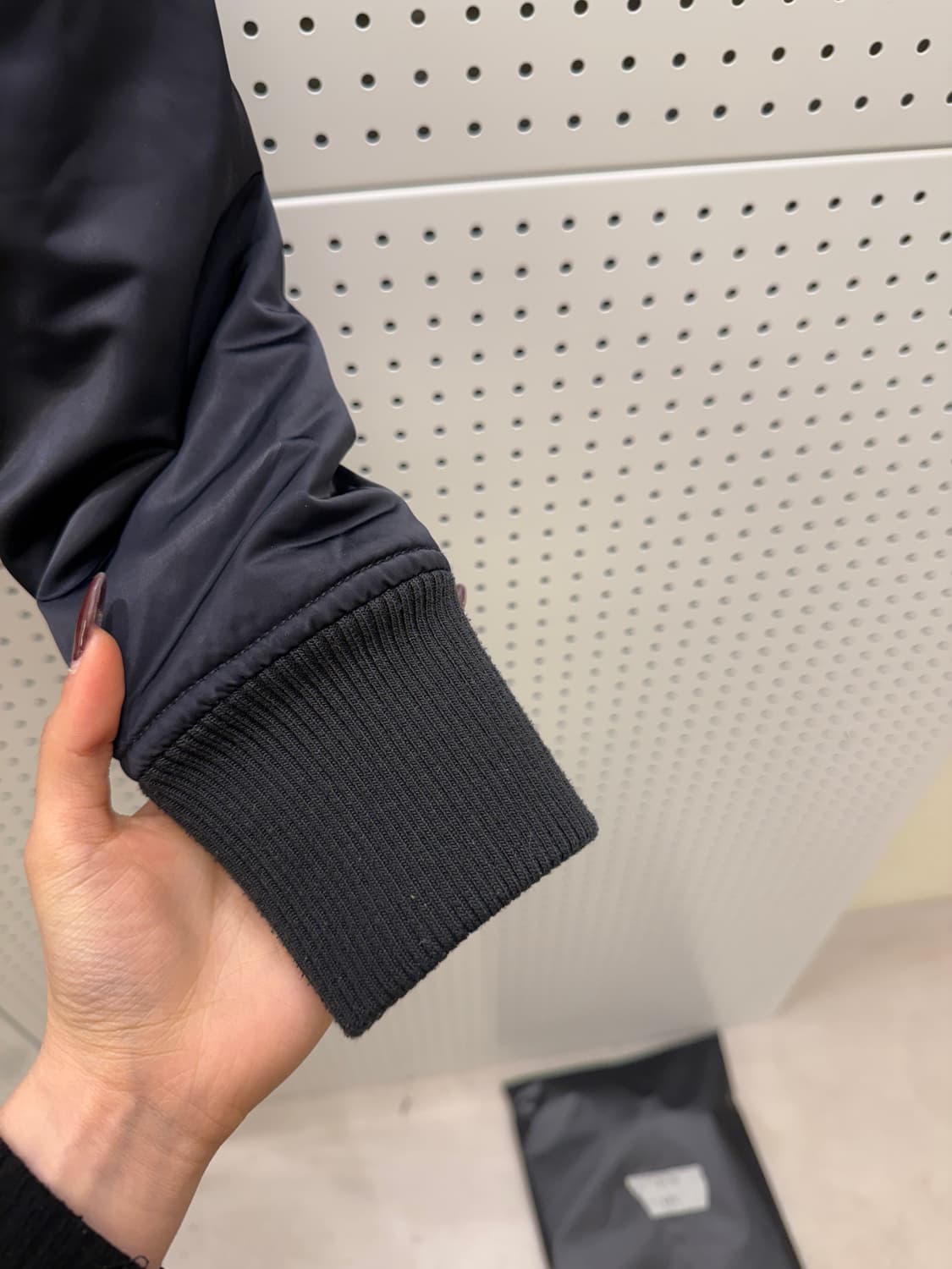 타미진스 빅로고 크롭 블루종 자켓 블랙 U1560 상품이미지4