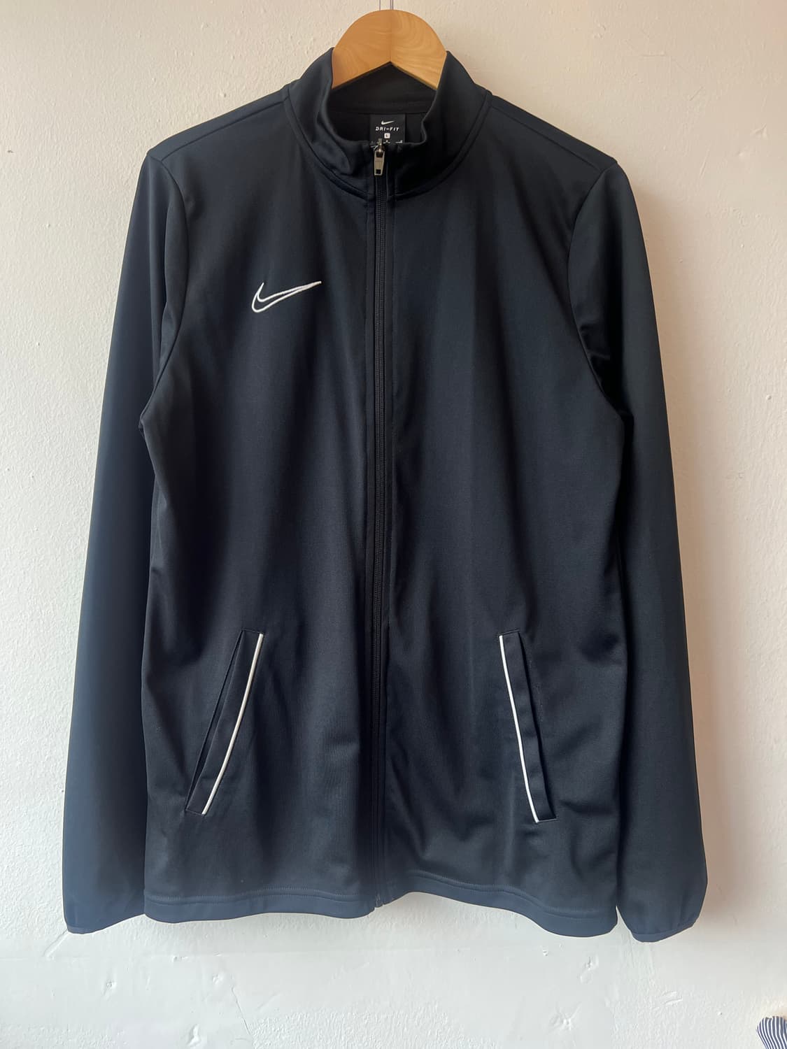 나이키 남성 블랙 집업트랙자켓 바람막이점퍼 상품이미지2