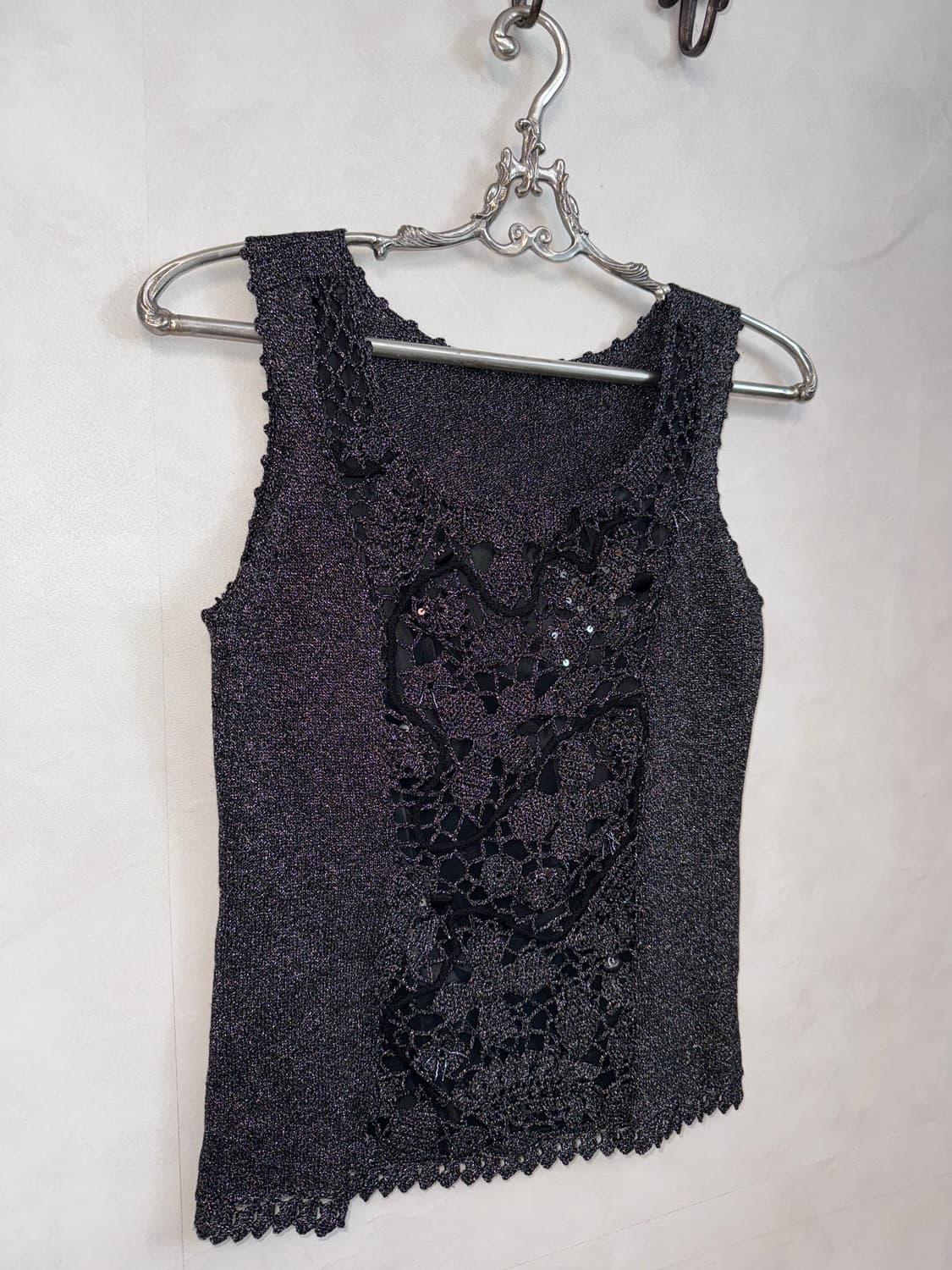 Hiroko Koshino glitter crochet 슬리브리스 상품이미지2