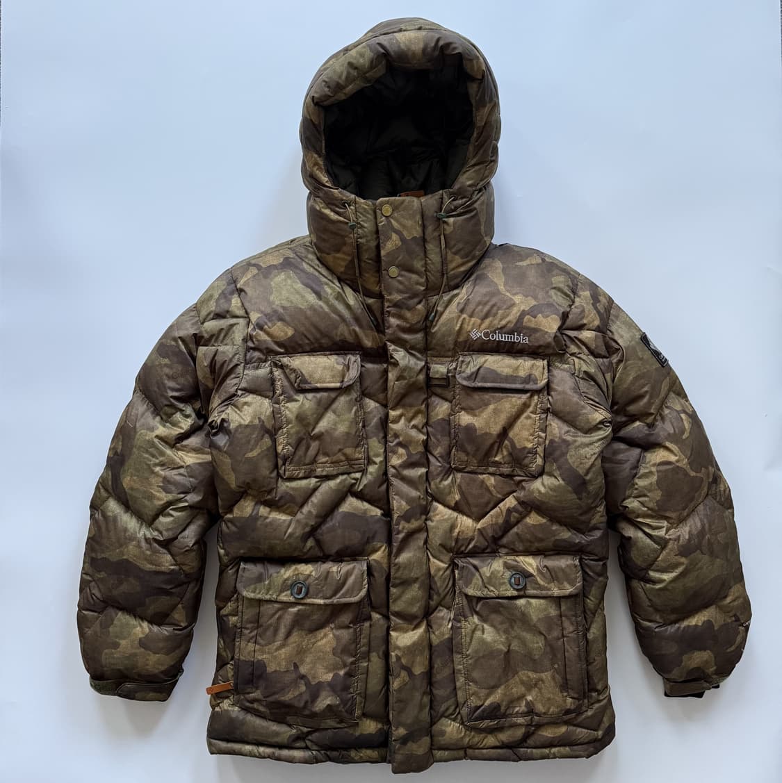 콜롬비아 대장급 카모플라쥬 패딩  상품이미지1