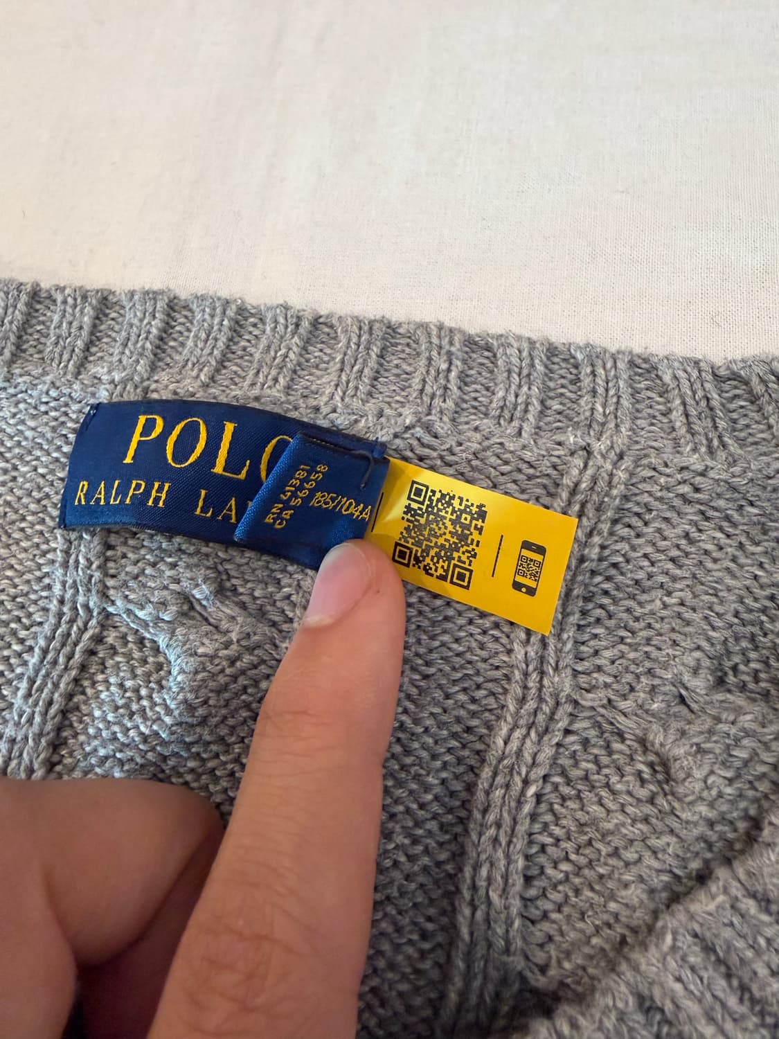 큐알택) 폴로 랄프로렌 꽈배기 케이블 니트 그레이 상품이미지5