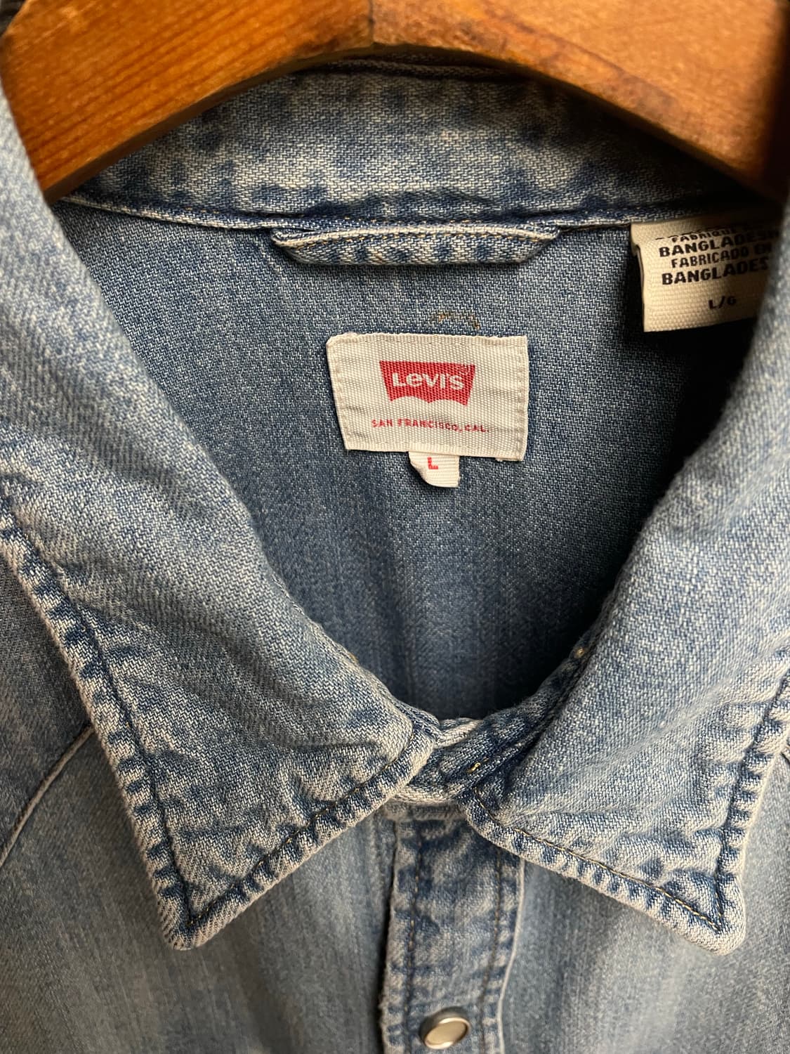 [Levi’s] 웨스턴 데님셔츠 (연청) 상품이미지6