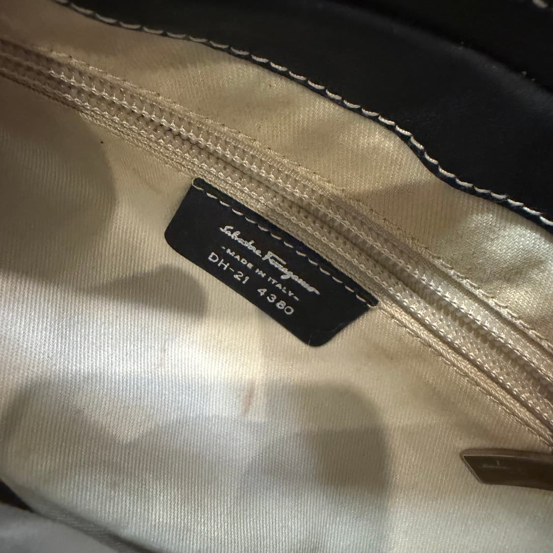 페레가모 숄더백  상품이미지3