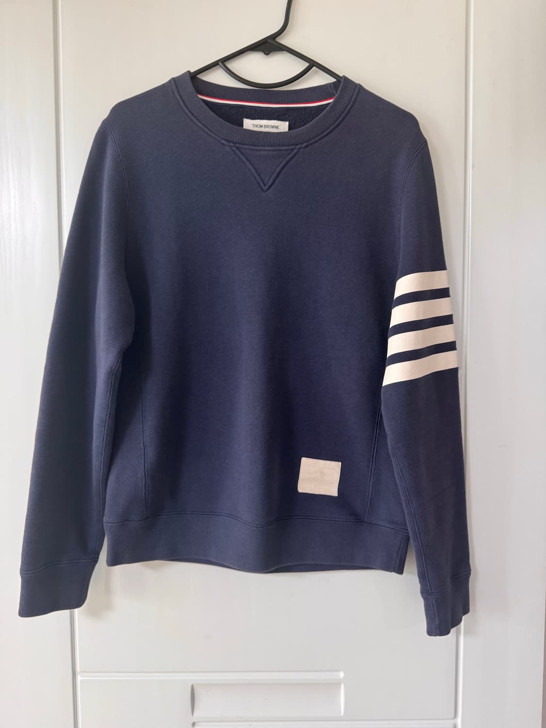 톰브라운 사선 완장 맨투맨(1) 상품이미지1