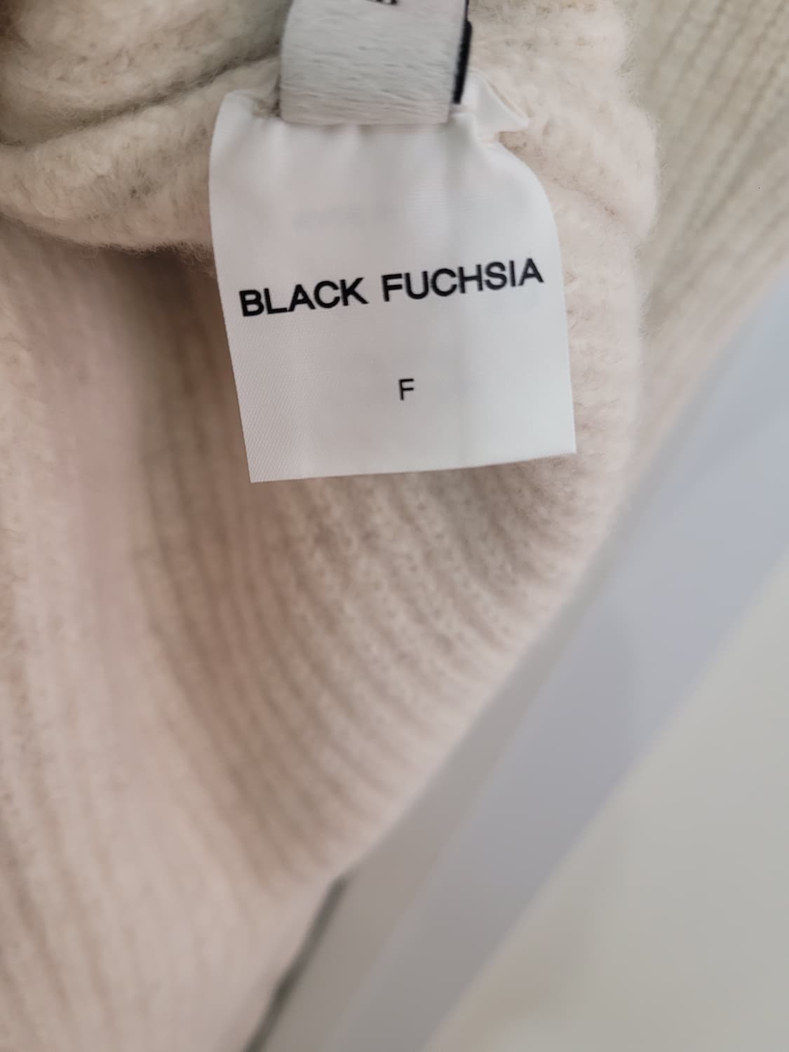 블랙푸시아 아이보리 니트 원피스 트임 디테일 44~55 상품이미지8