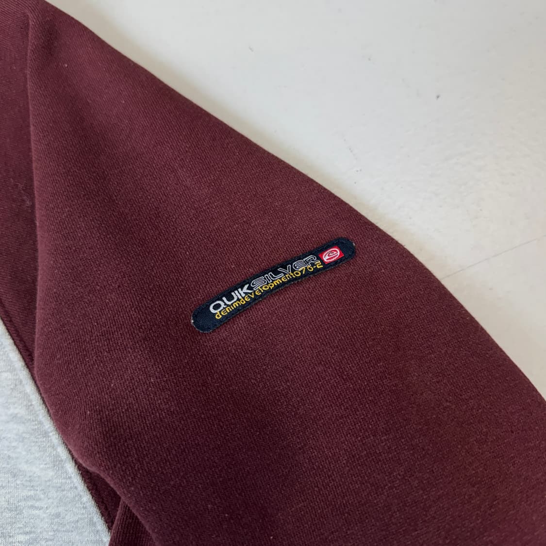 퀵실버 90s 올드스쿨 스웻셔츠 배색 빅로고 맨투맨 상품이미지4