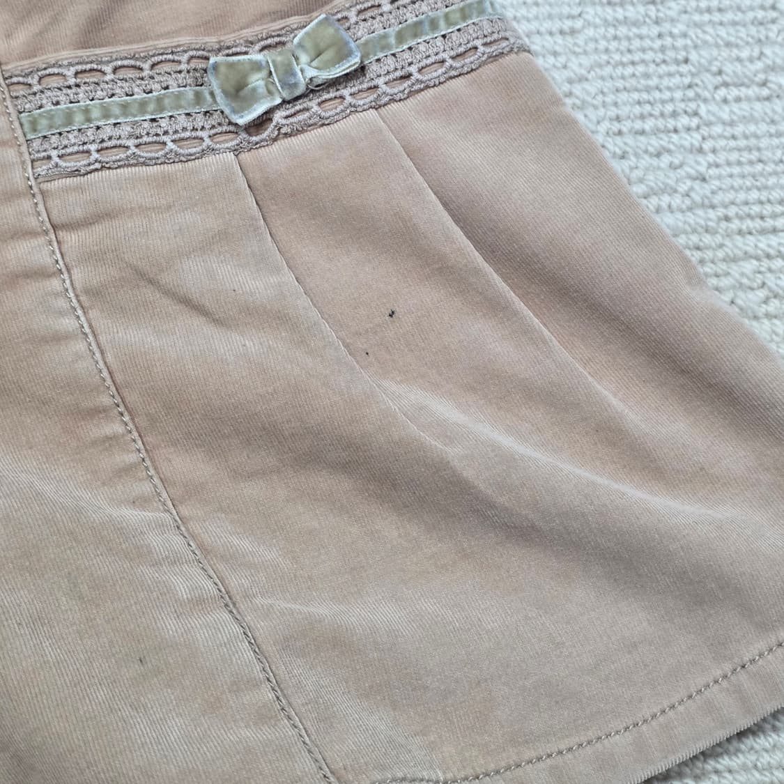 폼포넷 라떼갸루 베이지 리본 큐롯 팬츠 트랄라라 엑시즈팜 리즈리사 상품이미지2