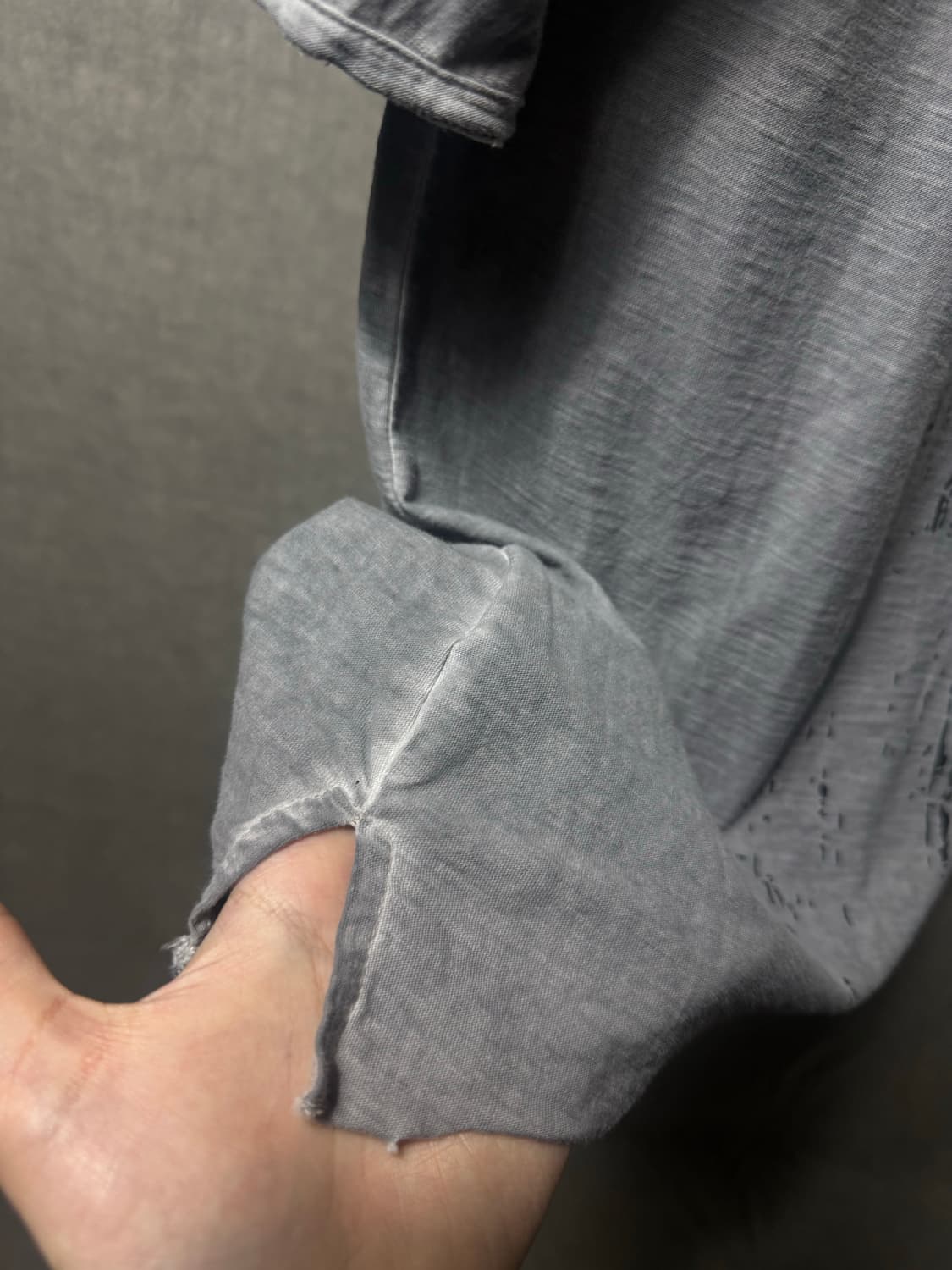 First Aid To The  Injured T Shirt 상품이미지5