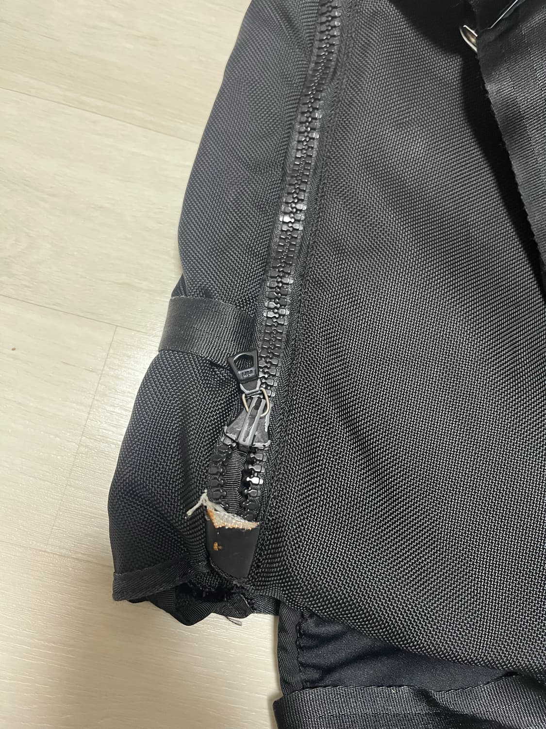 08aw 비즈빔 발리스틱 메신저백 상품이미지7