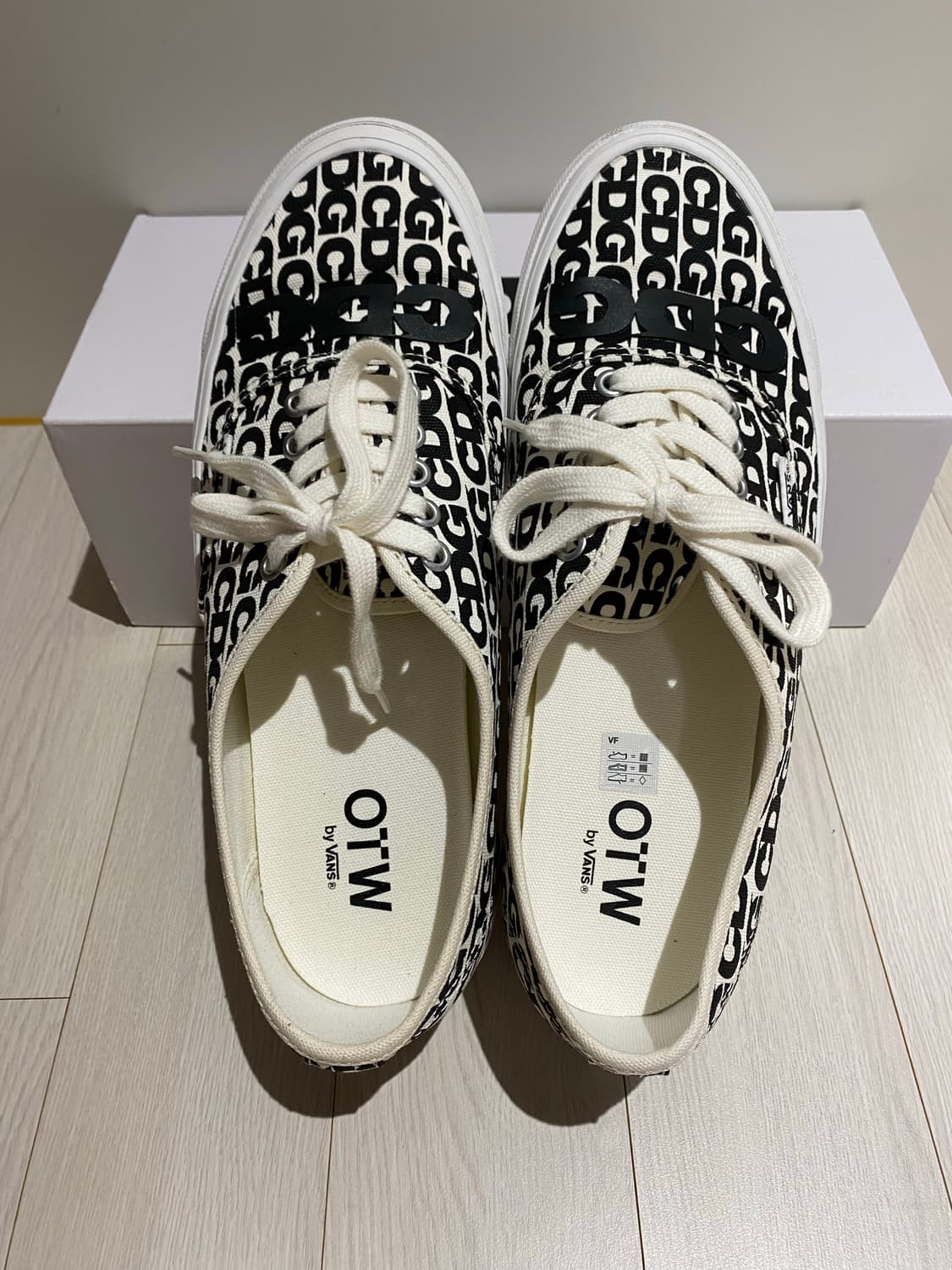 반스 x CDG OTW 어센틱 화이트 블랙 285mm  상품이미지2