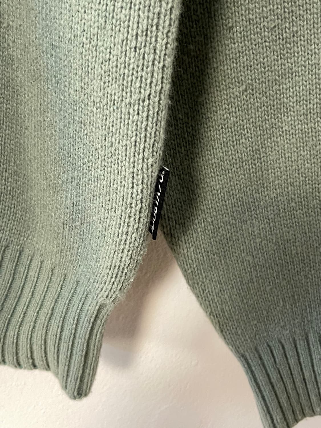 아조바이아조 니트  상품이미지5